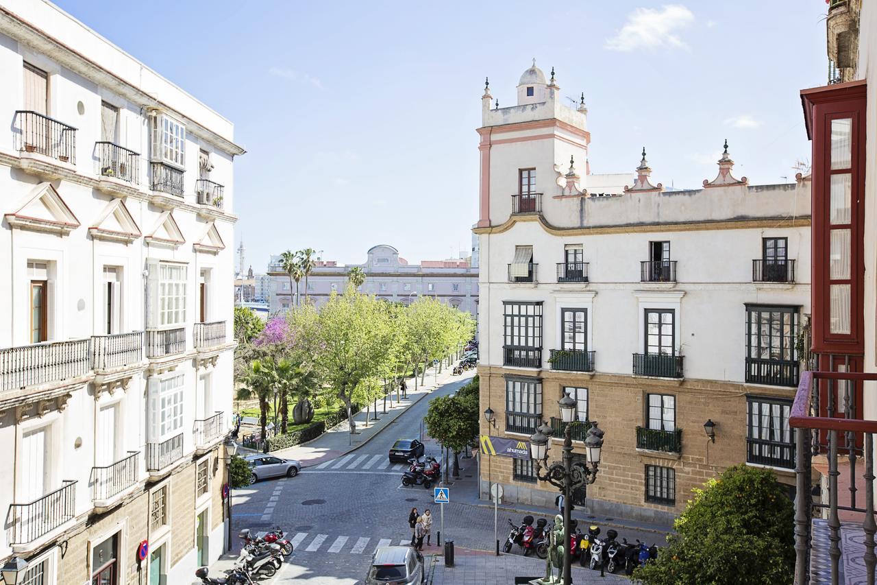 Hotel Casa De Las Cuatro Torres Cadiz Exterior photo